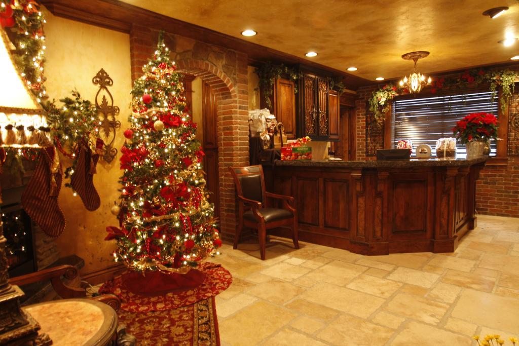 Black Swan Inn Luxurious Theme Rooms Pocatello Exterior foto